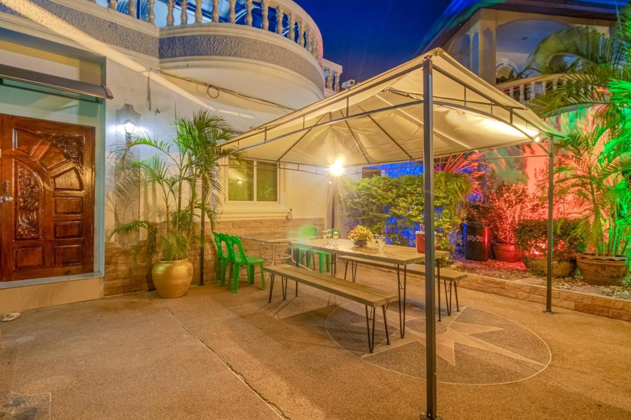 Ratana Villa - Pattaya Holiday House Walking Street 7 Bedrooms Zewnętrze zdjęcie