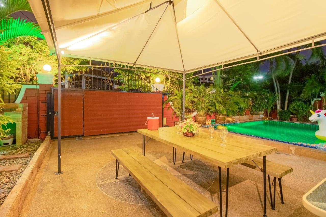 Ratana Villa - Pattaya Holiday House Walking Street 7 Bedrooms Zewnętrze zdjęcie